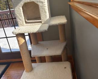 Cat tree has been used
