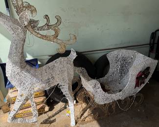 Deer and sleigh 