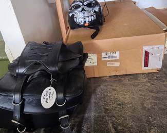 Saddle bags for motorcycles