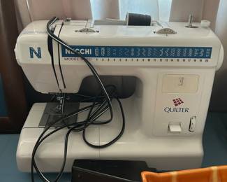 Sewing machine there are 2 different one at this sale