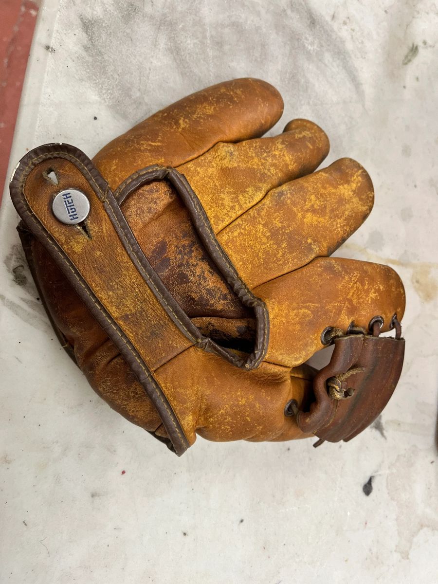 Vintage Hutch Baseball Mitt