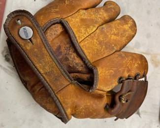 Vintage Hutch Baseball Mitt