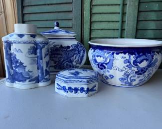 Blue & White Asian Pottery