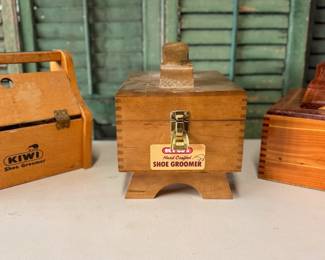 Kiwi Shoe Groomer Kits