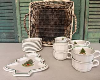 Christmas Tree Plates & Teacups
