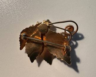 Vintage Trifari GoldTone Bow Brooch with Faux Turquoise second image