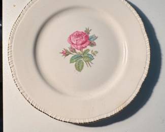Homer Laughlin Cunningham Pickett Calirose Dinner Plate