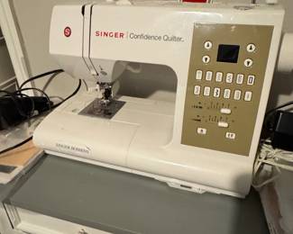Singer Confidence Quilter Sewing Machine