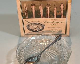 International DeepSilver Two Piece Entertainment Set Wakefield Pattern second image