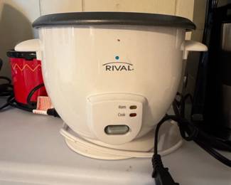 Rival Electric Rice Cooker