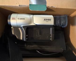 Canon ES mm Video Camcorder