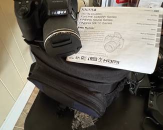 Fujifilm FinePix SW Digital Camera with Case and Manual