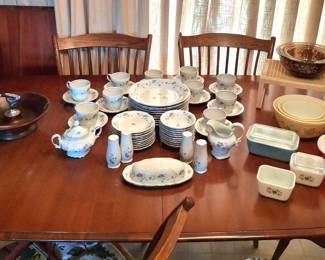 Nice Haviland China Set and Array of Pyrex Dishes!