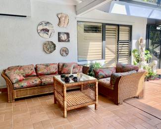 Wicker sofa , armchair and table 