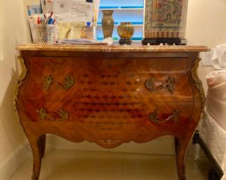 Antique marble top chest of drawers 