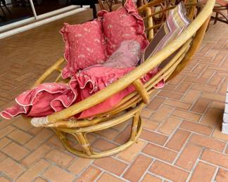 Papasan chair w no cushion 