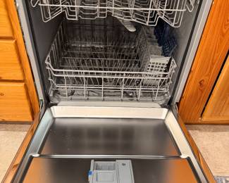 SAMSUNG DISHWASHER 