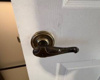DOORS AND KNOBS ALL FOR SALE