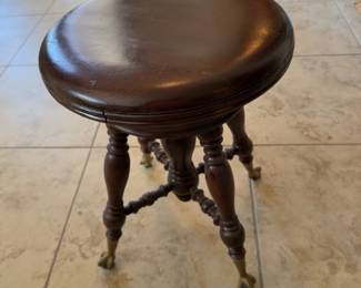 piano stool