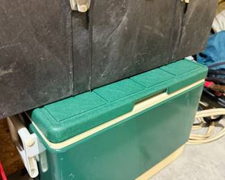 Vintage Coleman cooler, green with metal latches