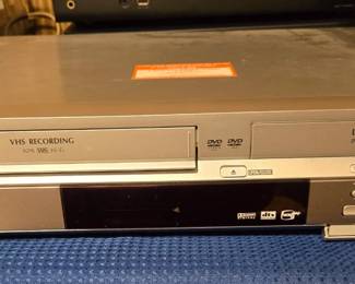 Panasonic VHS / DVD Recording Player