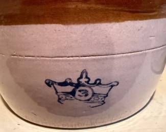 Vintage Robinson Ransbottom Pottery Company 3 Quart Bean Pot w/ Lid Crockery Made in USA
