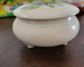 Vintage porcelain footed trinket box