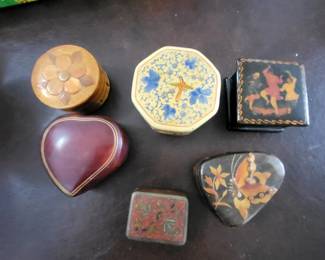 various antique and vintage Asian-style trinket or snuff boxes