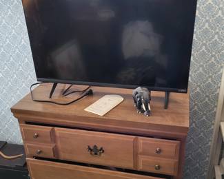 Chest of Drawers -  small 3 drawer