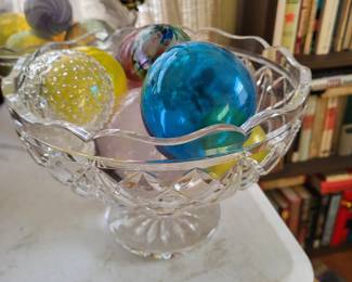  Heritage Collection Thomas Edison footed centerpiece bowl filled with glass orbs