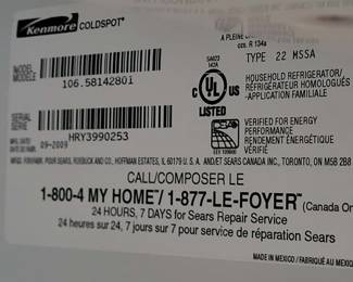 Kenmore side by side refrigerator 21.9 cu. Ft. Model # 10658142801