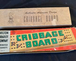  vintage Drueke Authentic American Design Cribbage Board, identifiable by the chess knight logo on the packaging.