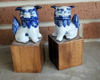 Horchow Chinese Guardian Foo Dog