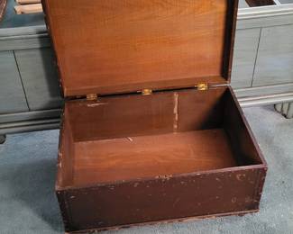 Primitive Rustic Blanket Chest