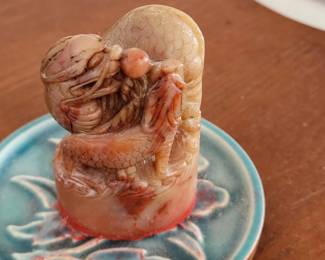 China Stone Seal Decor Dragon Landscape - Chinese seal in hard stone decorated with a dragon, engraved with landscapes and ideograms.