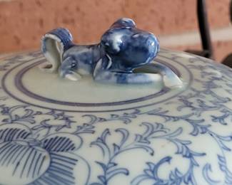 Vintage Chinese Porcelain KAMCHENG Jar Blue & White