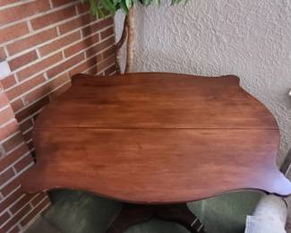 Large Carved Parlor Table / Center Table