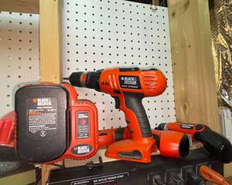 Black & Decker Fire Storm Cordless Drill 