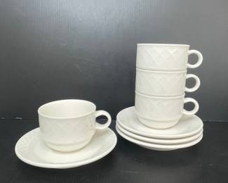 Villeroy & Boch "Bella" White Porcelain Teacup and Saucer Set