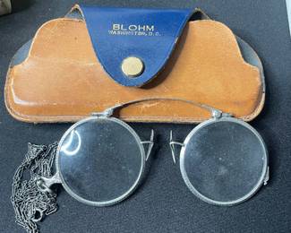 antique pince-nez glasses