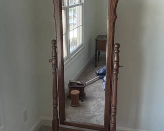 Pennsylvania House Oak Cheval Mirror