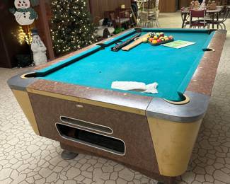 Vintage Valley pool table.