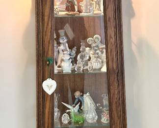 Lighted display cabinet.