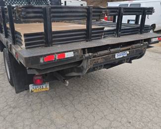 2016 Ford F550 Flat Bed Work Truck w/ Lift Gate 265,000 miles. This truck is ready to go to work