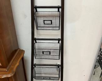 Leaning Ladder Shelf 