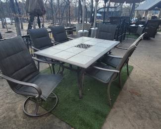 6 pc patio table & chairs