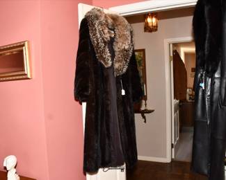 005Some Highlights Naperville Estate Sale