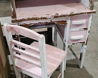 SMALL DESK AND CHAIR
