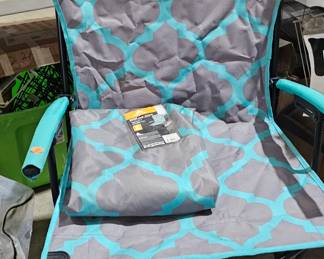 CAMPING / FOLDING CHAIR