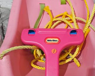 LITTLE TIKES SWING